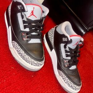 Jordan Kids' Grade School Jordan Retro 3 Basketball Shoes